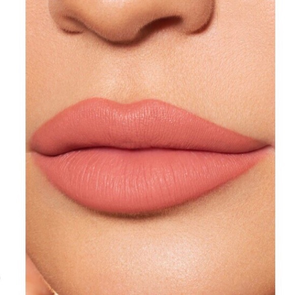 KYLIE COSMETICS QUEEN | MATTE LIP KIT- NIB - Picture 6 of 7